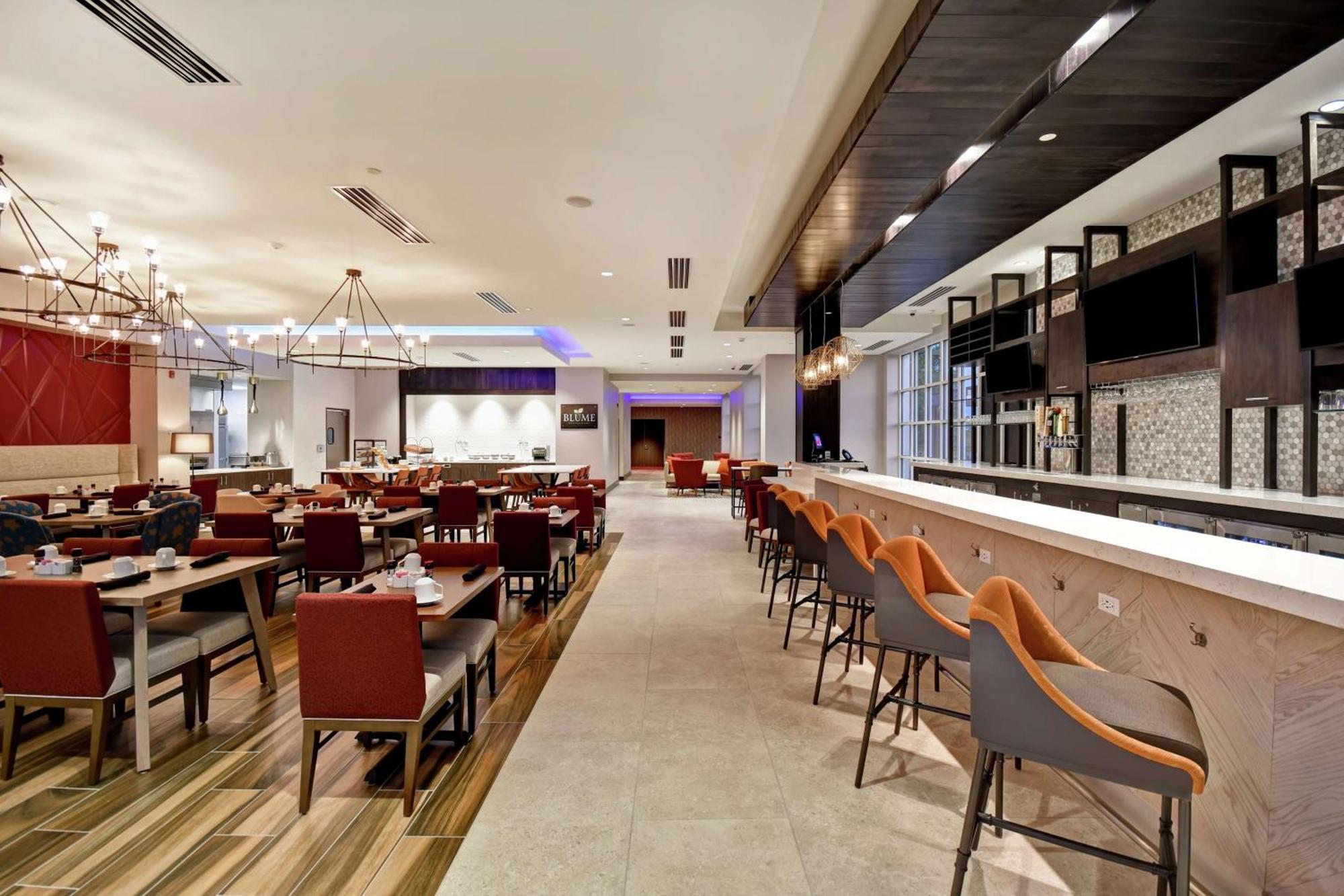 Hilton Garden Inn Lansing West Buitenkant foto